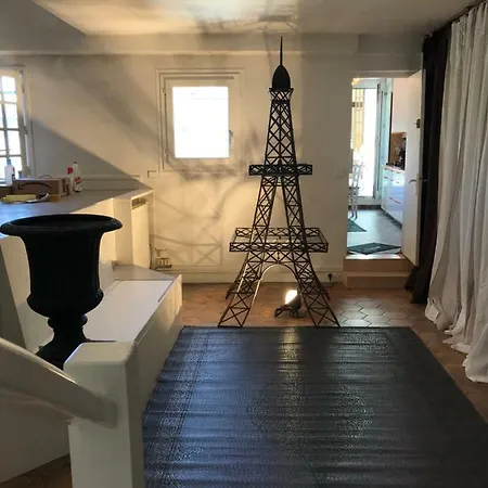 Terasse Sur Les Toit De *